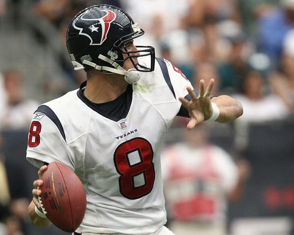 A Detailed Guide For Betting On Quarterback Player Props image